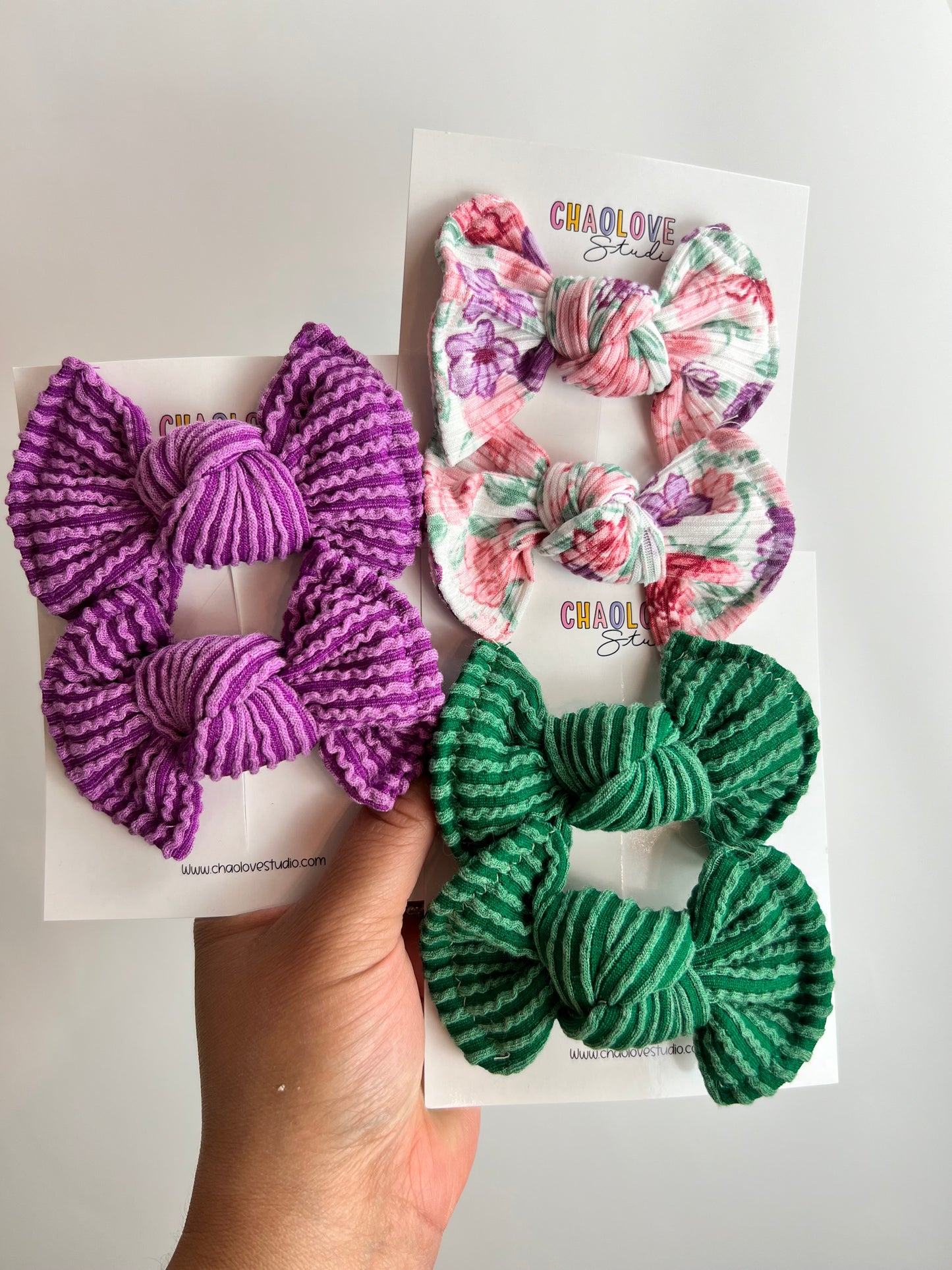 Green Piggies Hair Bows