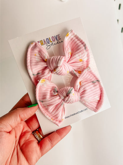 Pink Daisy Piggies Hair Bows